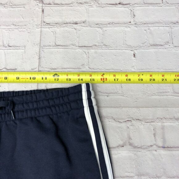 NWT Adidas Men Regular Fit Tapered Leg Pants Sweatpants Size Medium B323 -21 - Picture 4 of 16